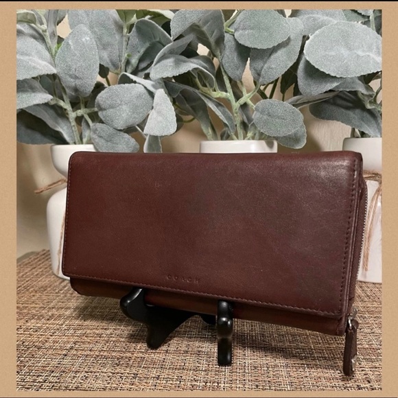 Coach Handbags - ❤️SOLD❤️Vintage Coach Mahogany Bedford Combo Wallet Checkbook 6996